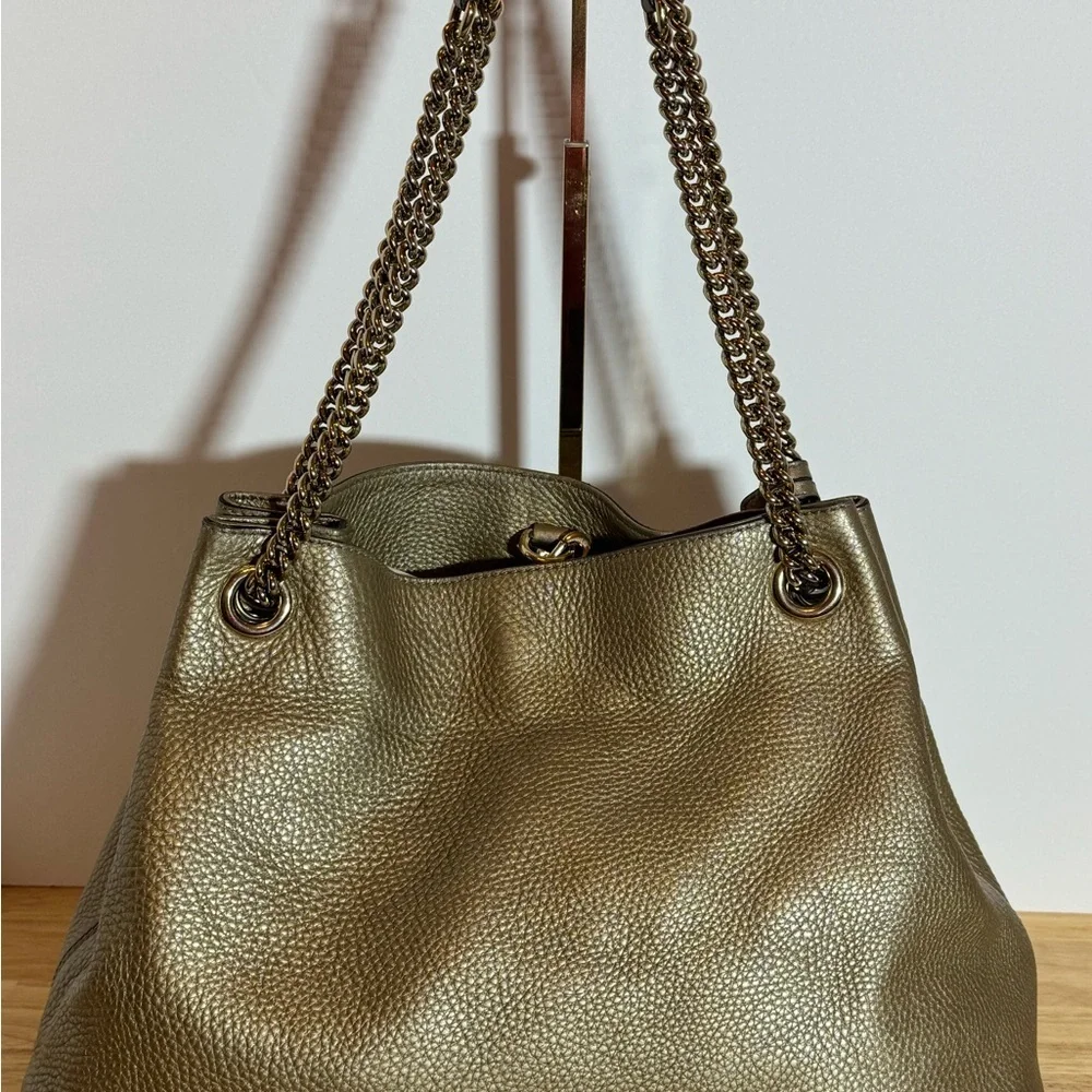 AUTHENTIC Gucci Metallic Gold SoHo Shoulder Bag